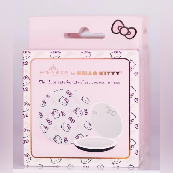 Hello Kitty Other - Impressions Vanity Hello Kitty Supercute Signature Print LED Compact Mirror